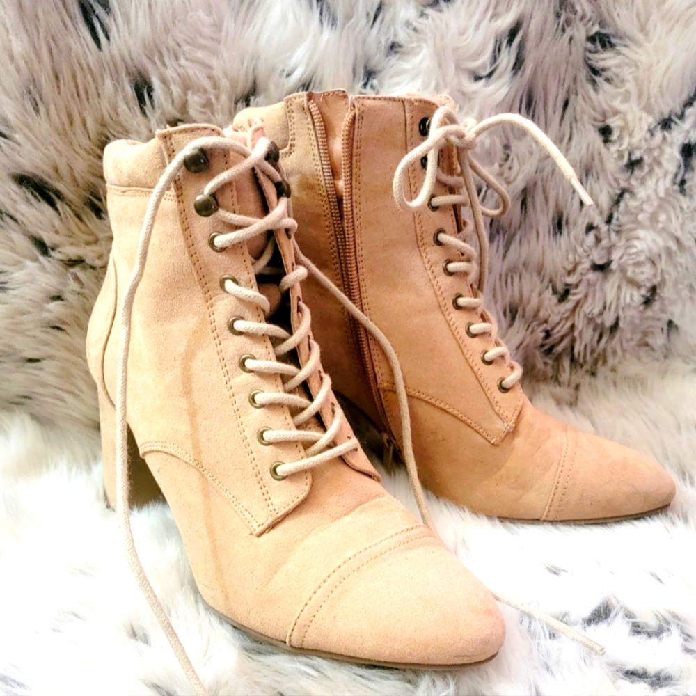 **Sold**Madden Girl Justinee Tan lace-up Booties Faux Suede Size 9M